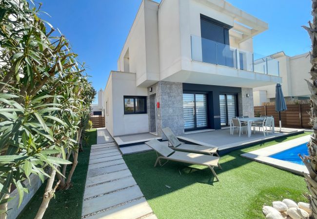 Villa in Orihuela - 3032 Vistabella- Bali 3032 Villa in Orihuela - 3032 Vistabella- Bali 3032