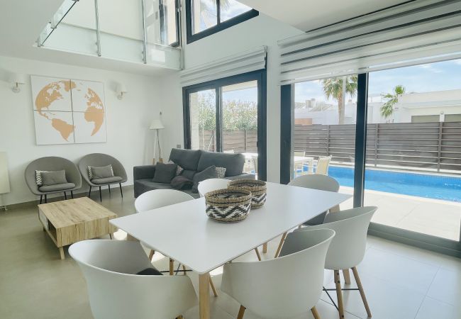 Villa in Orihuela - 3033 Vistabella-Bali 3033 Villa in Orihuela - 3033 Vistabella-Bali 3033