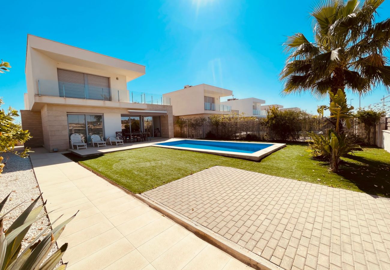 Villa in Orihuela - 3053 Vistabella- Malibu 3053
