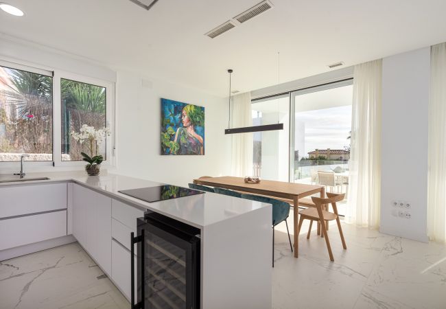 Villa in San Roque - Villa ELISEO 2400 private pool & sea view Villa in San Roque - Villa ELISEO 2400 private pool & sea view