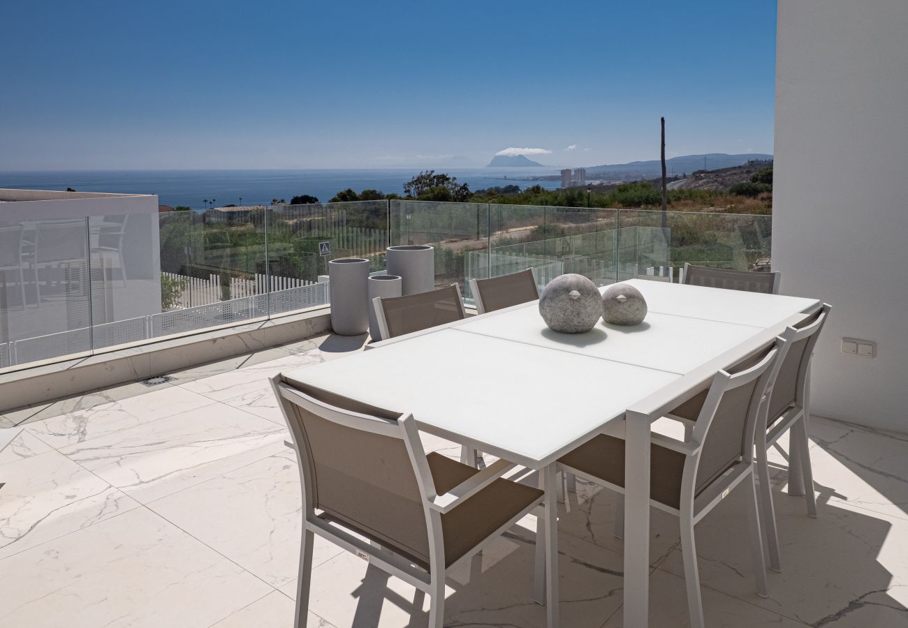 Villa in San Roque - Villa ELISEO 2400 private pool & sea view
