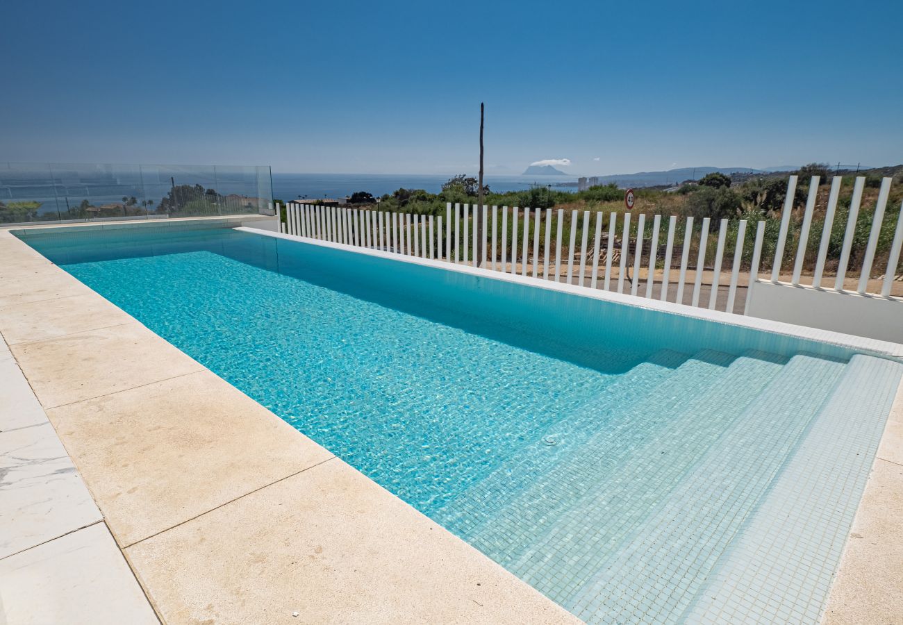 Villa in San Roque - Villa ELISEO 2400 private pool & sea view