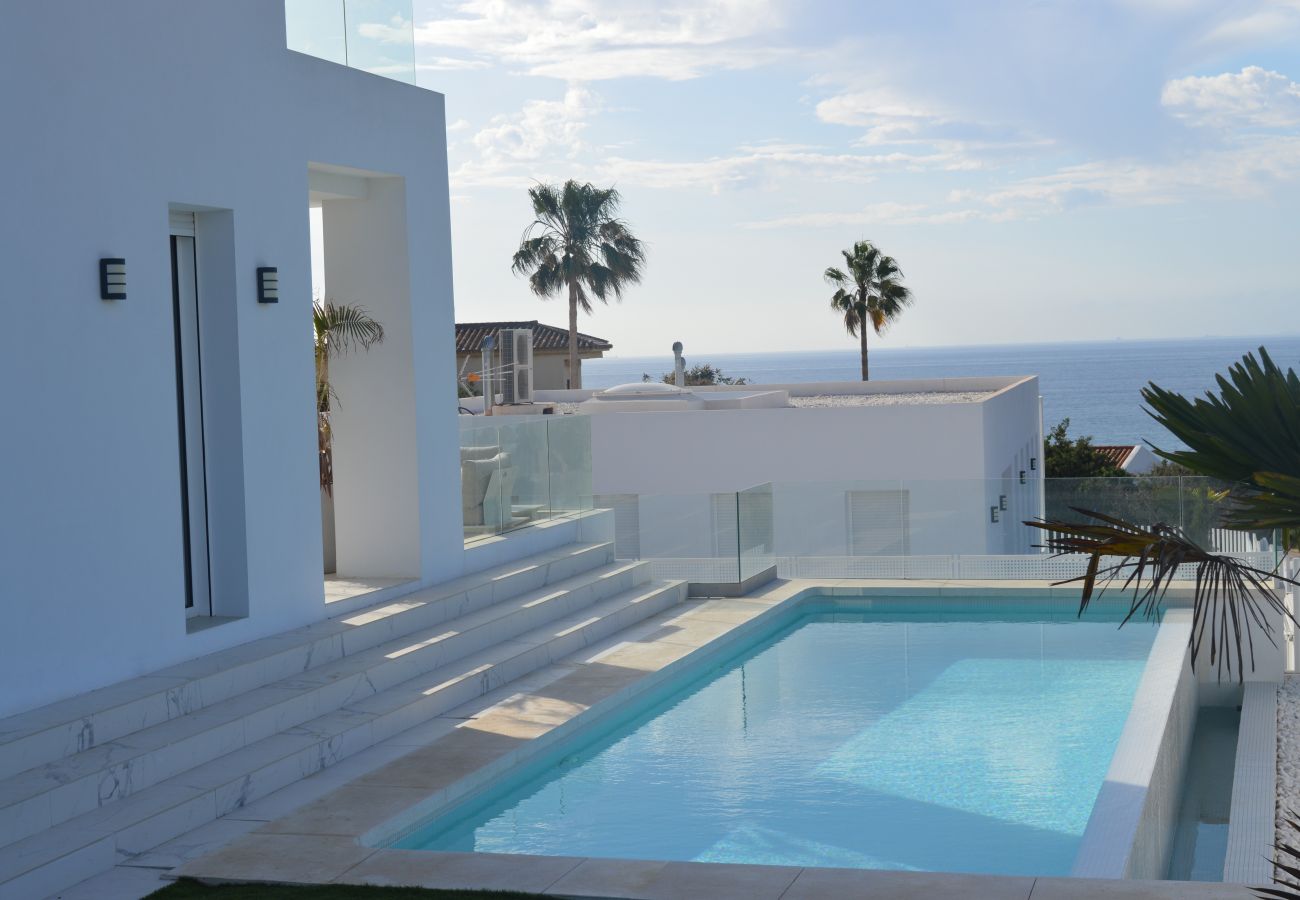 Villa in San Roque - Villa ELISEO 2400 private pool & sea view