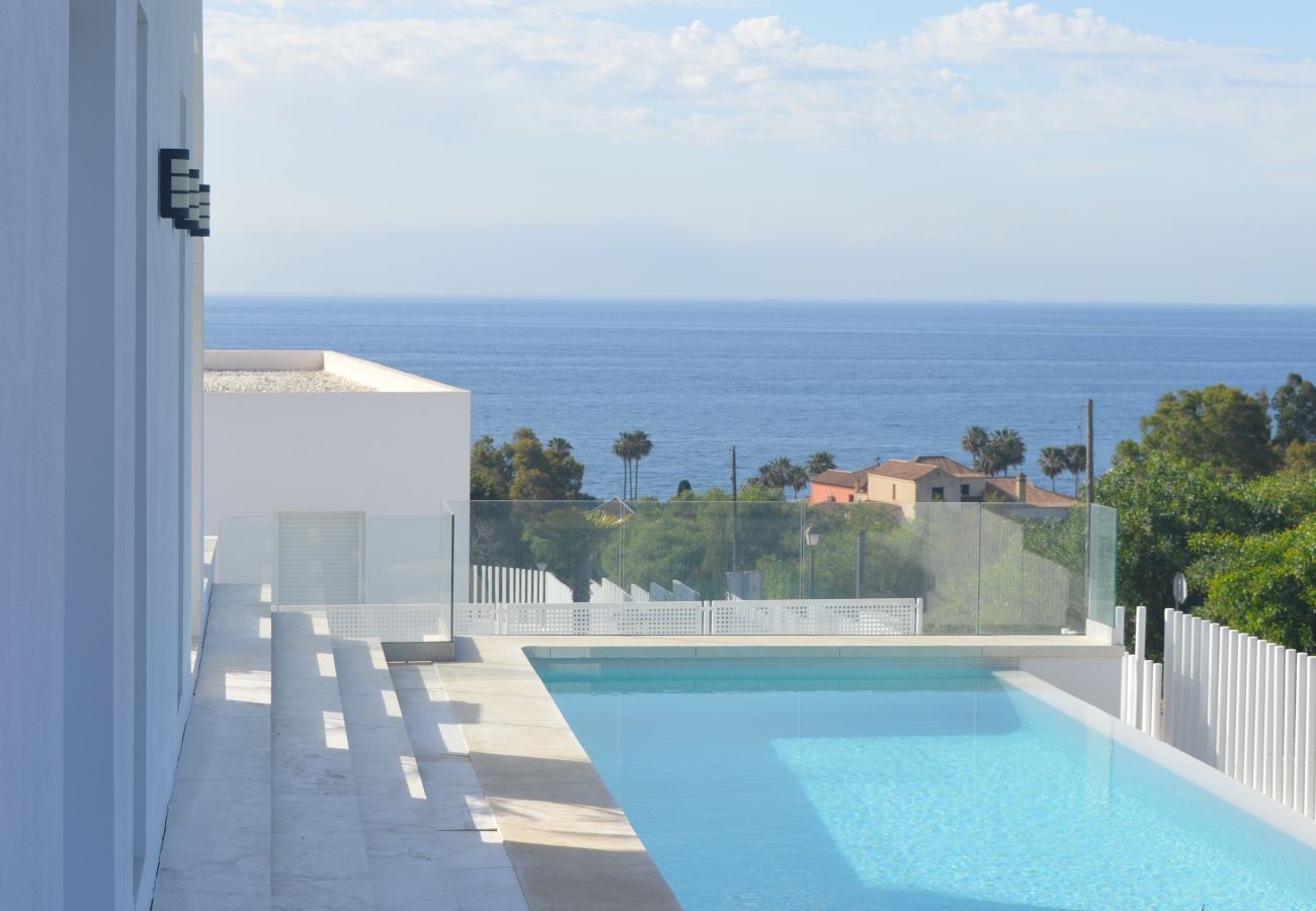 Villa in San Roque - Villa ELISEO 2400 private pool & sea view