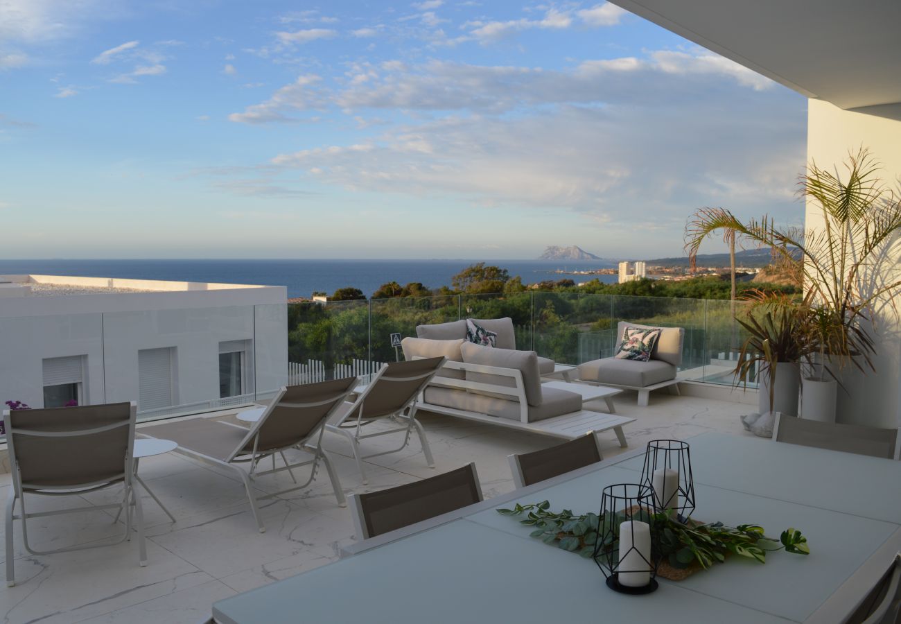 Villa in San Roque - Villa ELISEO 2400 private pool & sea view