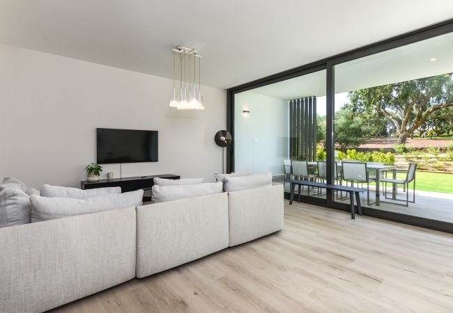 House in San Roque - Hoyo 17 San Roque Club 2406 Golf & Sea House in San Roque - Hoyo 17 San Roque Club 2406 Golf & Sea