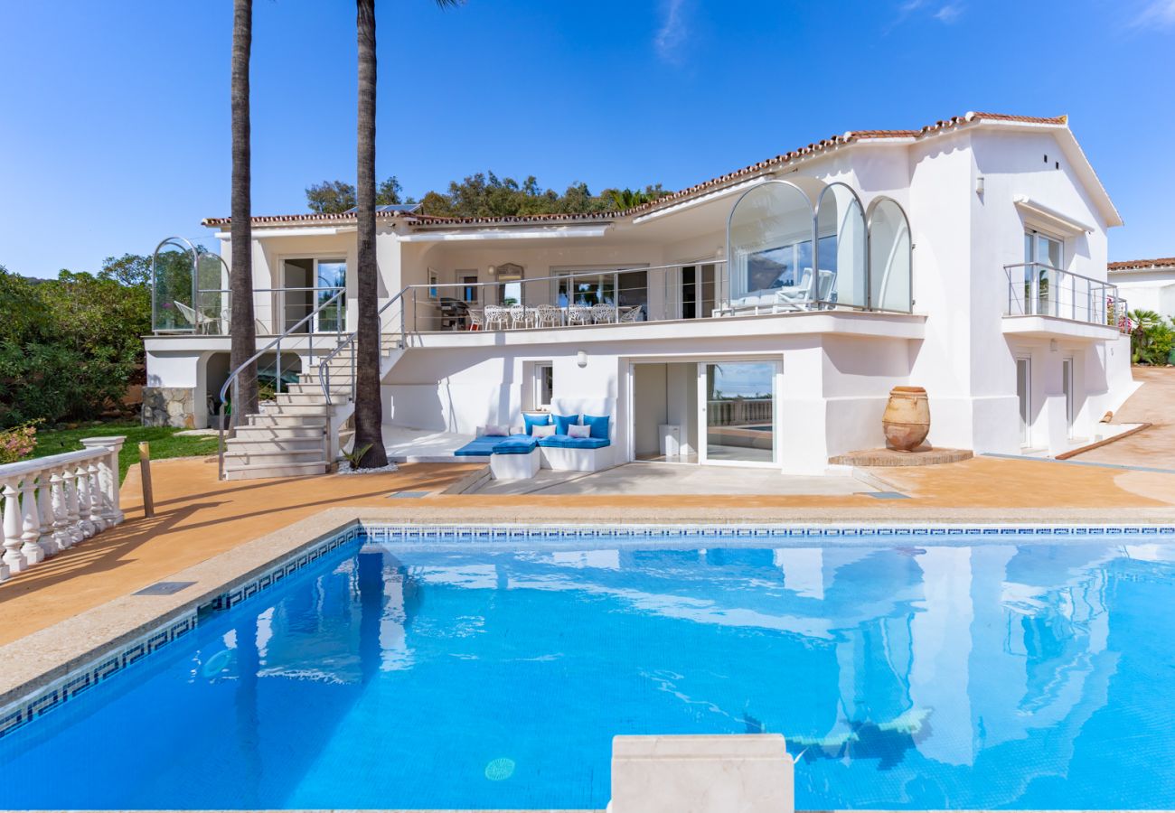 Villa in San Roque - Villa Shangri-La  Sotogrande Sea-view  5008