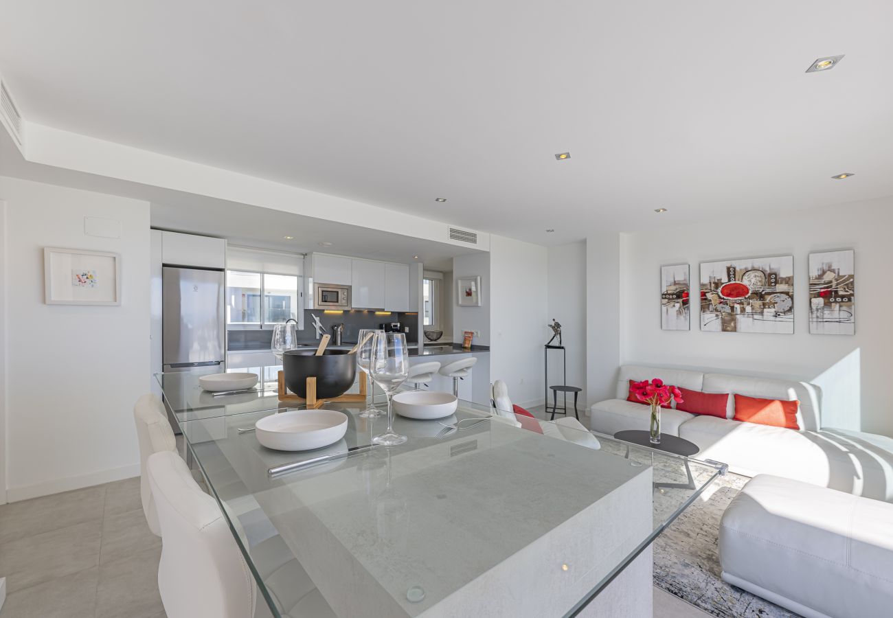 Apartment in Casares - Luxury Penthouse with Seaview & Golf 5010
