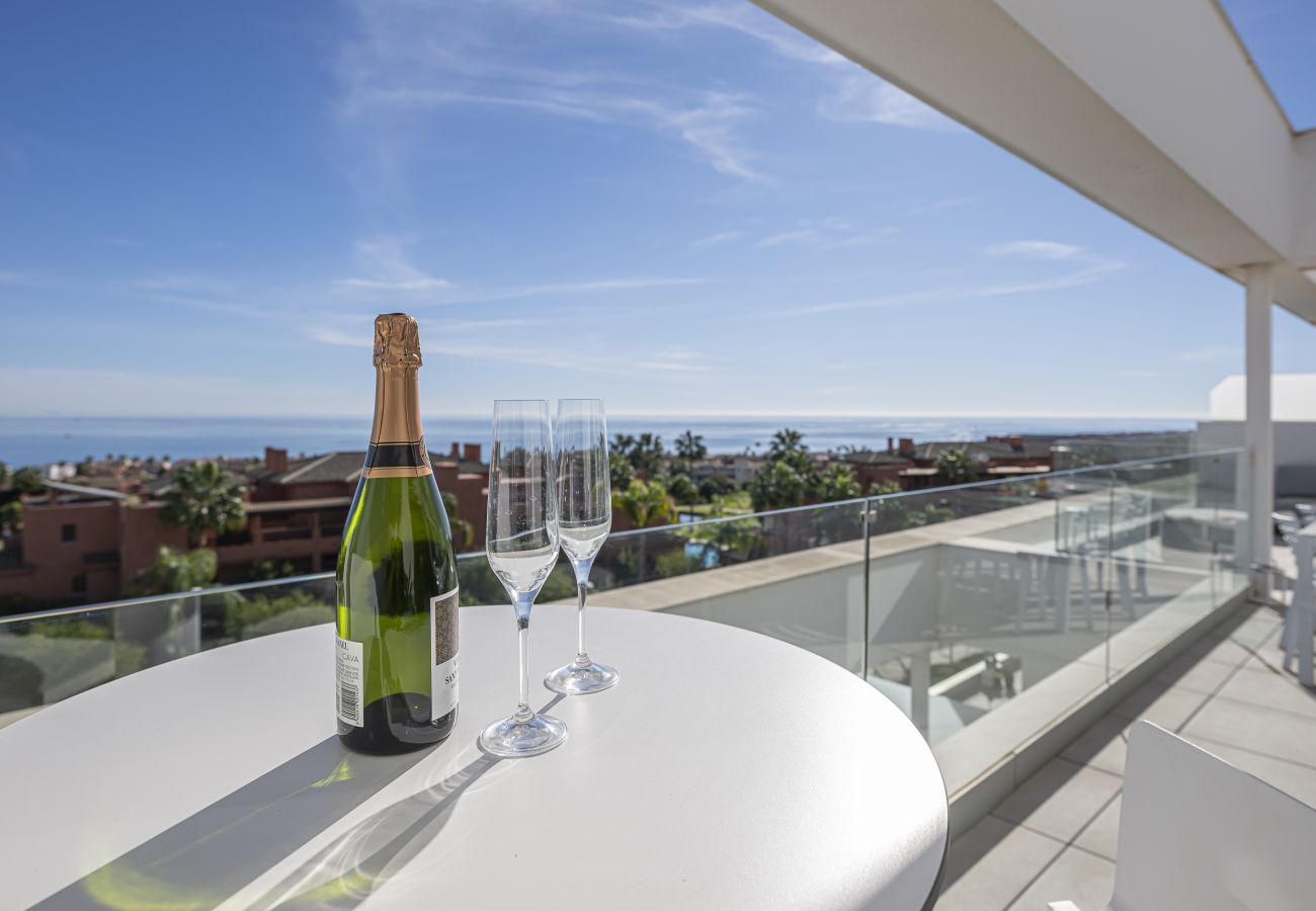 Apartment in Casares - Luxury Penthouse with Seaview & Golf 5010