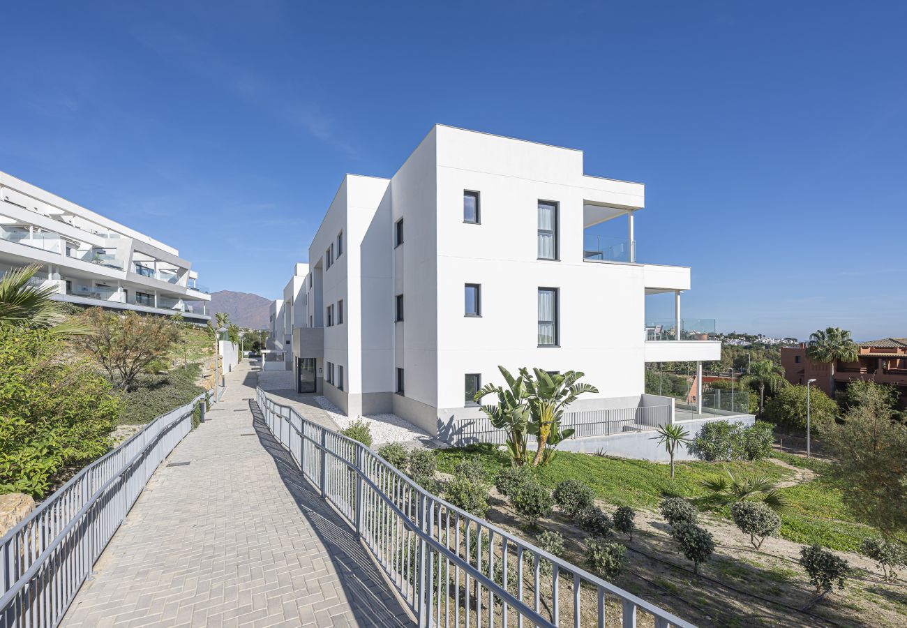 Apartment in Casares - Luxury Penthouse with Seaview & Golf 5010
