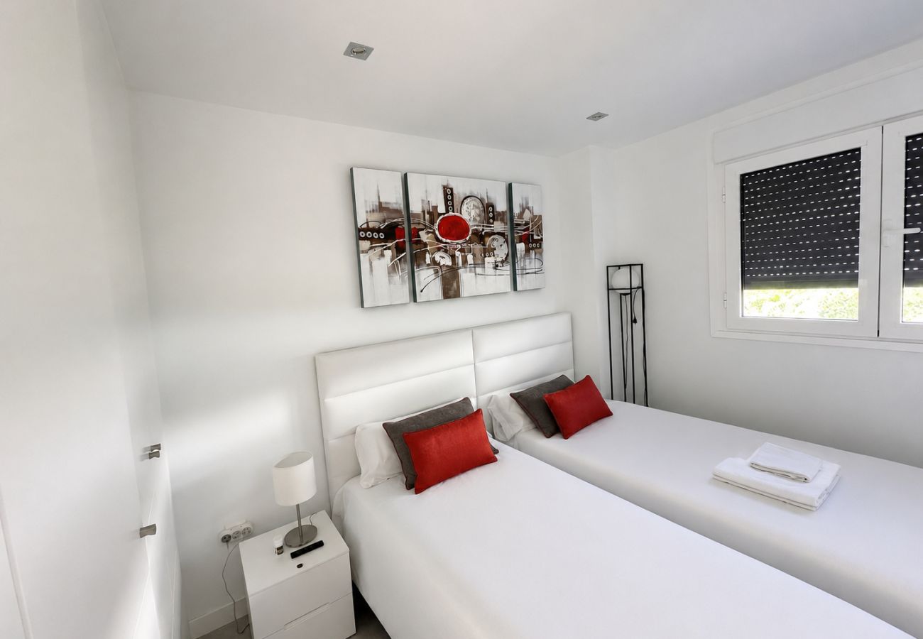 Apartment in Casares - Luxury Penthouse with Seaview & Golf 5010