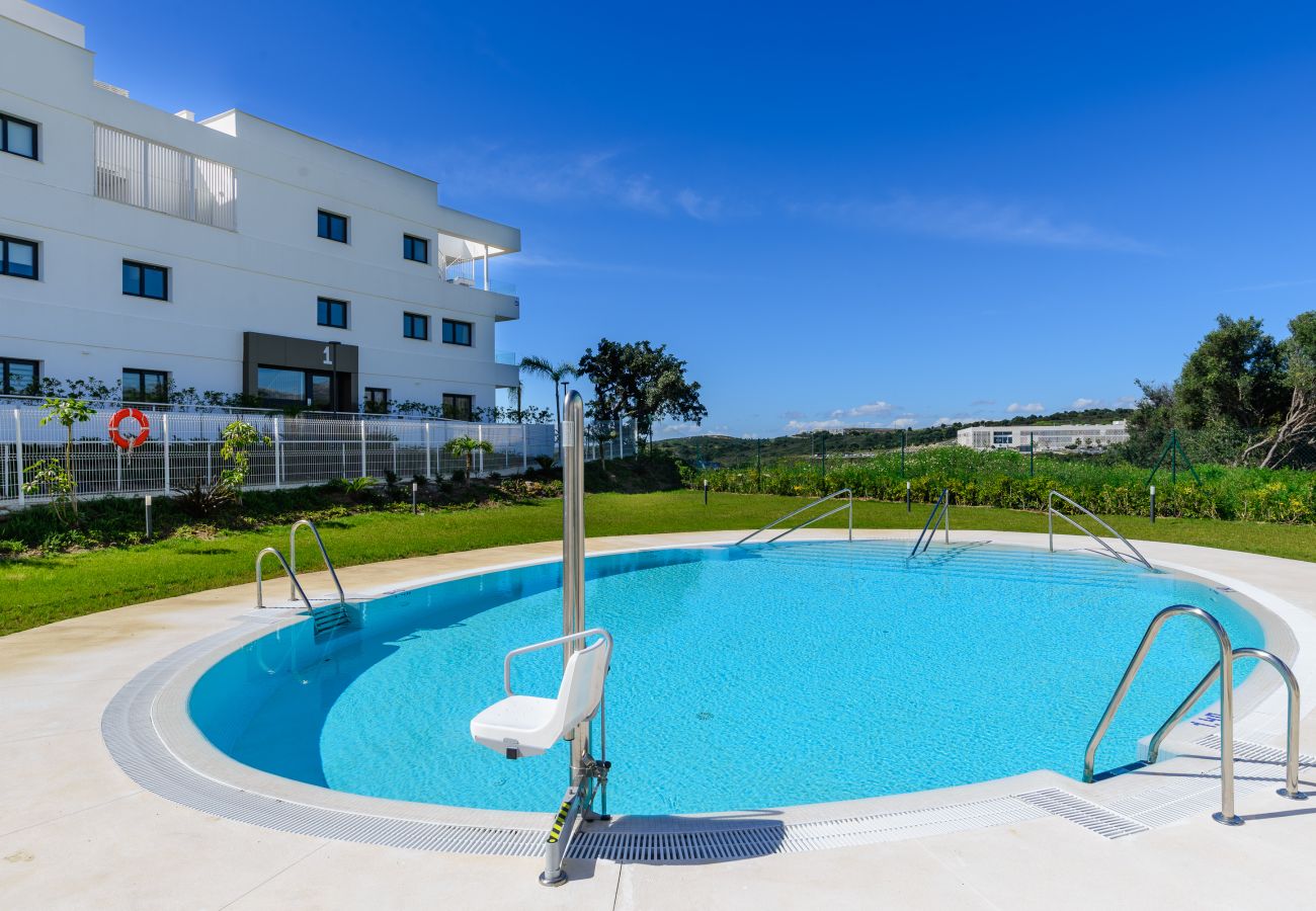 Apartment in Estepona - One 80 Suites 2440