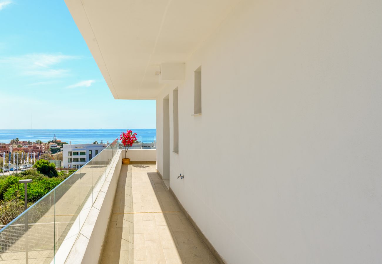 Apartment in Estepona - One 80 Suites 2440