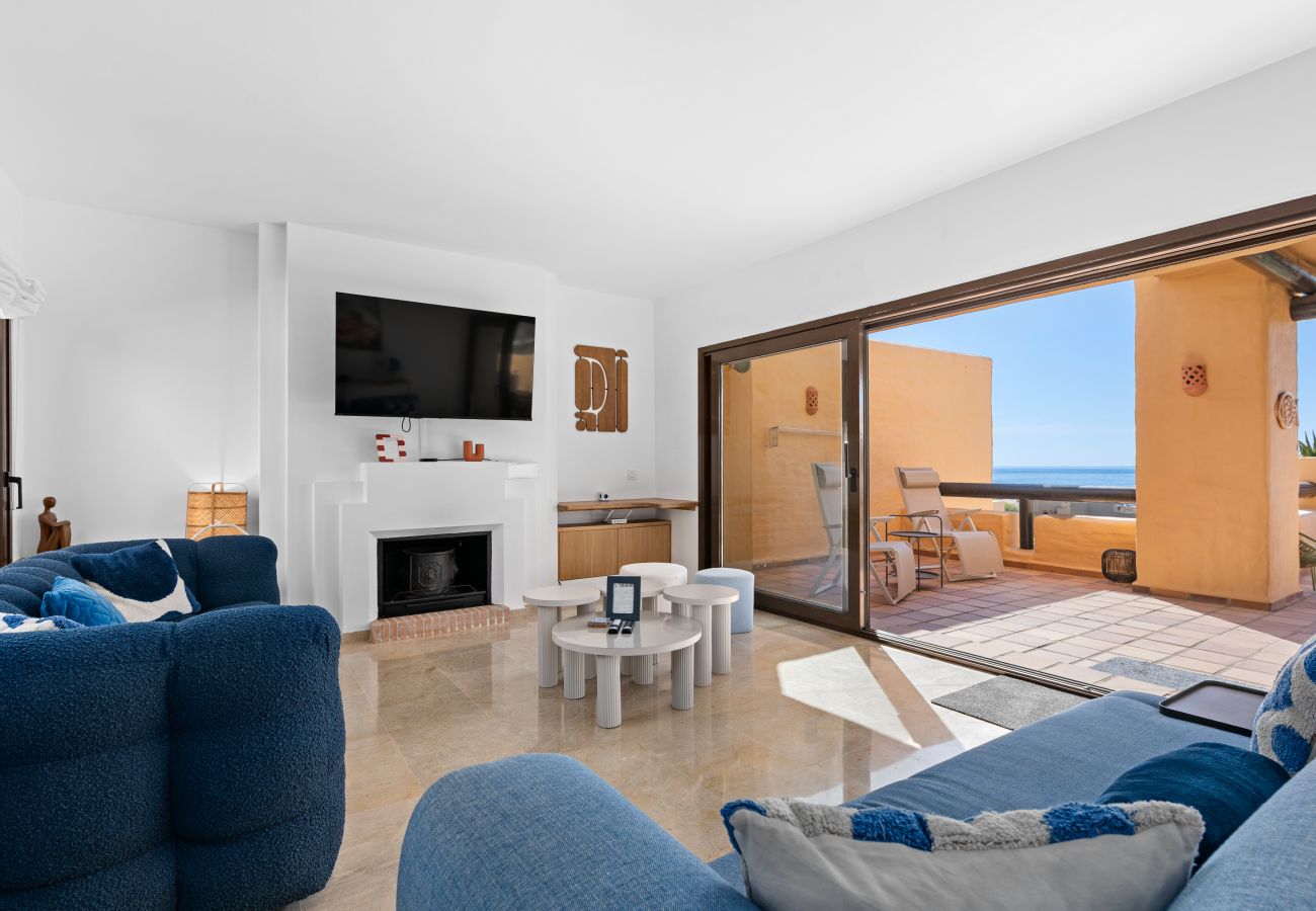 Apartment in Manilva - Coto Real Penthouse 2470 Naxos Sea-View