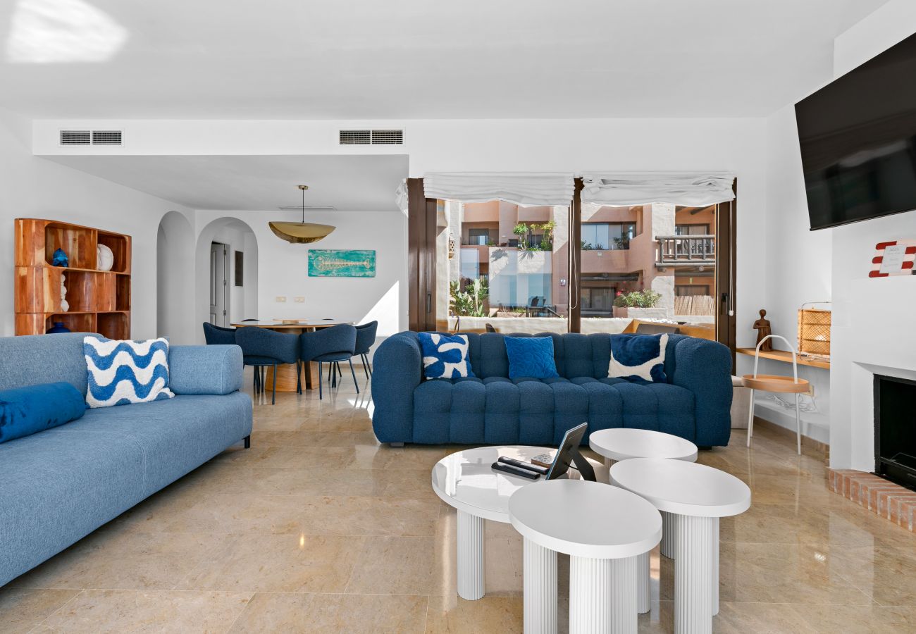 Apartment in Manilva - Coto Real Penthouse 2470 Naxos Sea-View