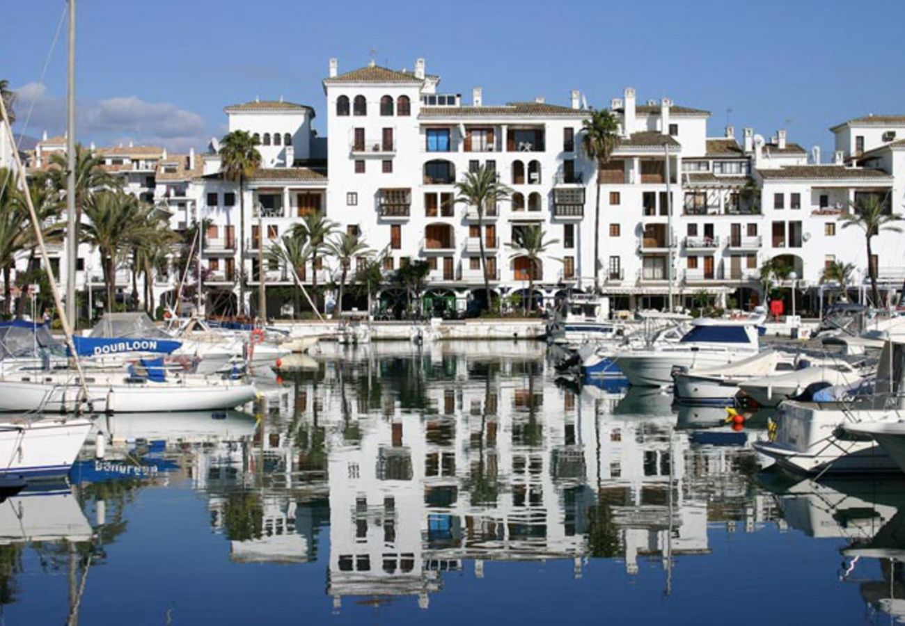 Apartamento en Manilva - Marina Real Beach Front 2204