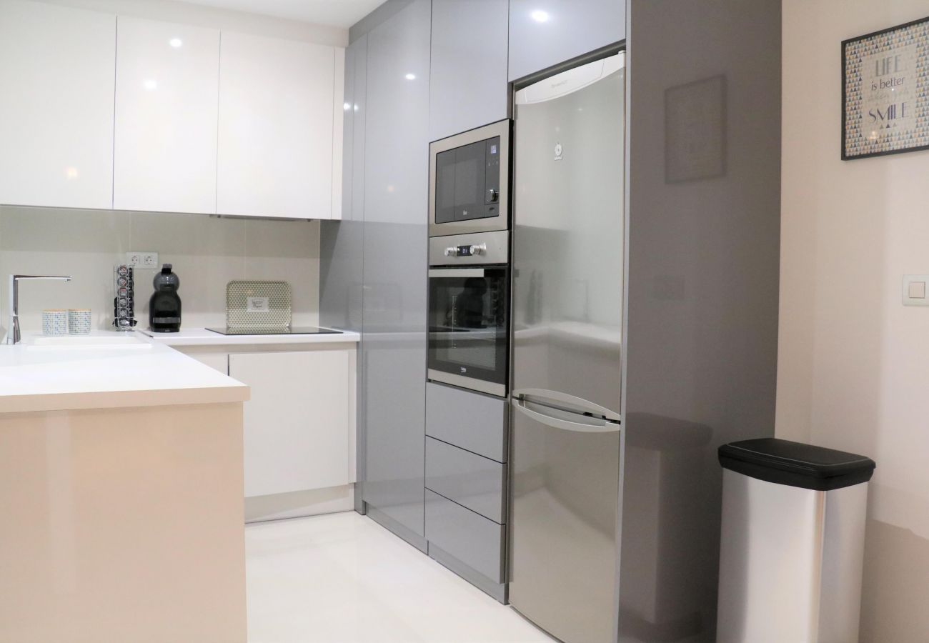 Zapholiday - 3022 - apartamento Mil Palmeras, Costa Blanca - cocina