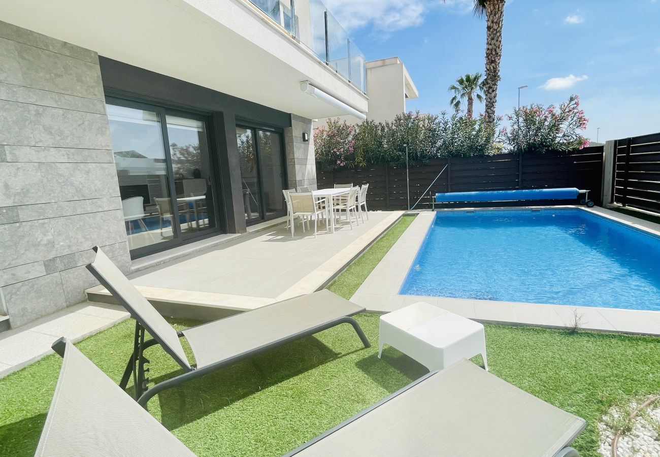 Villa en Orihuela - 3033 Vistabella-Bali 3033