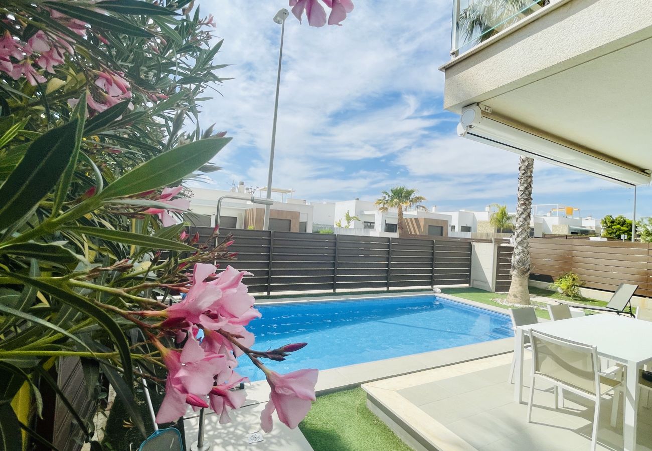 Villa en Orihuela - 3033 Vistabella-Bali 3033
