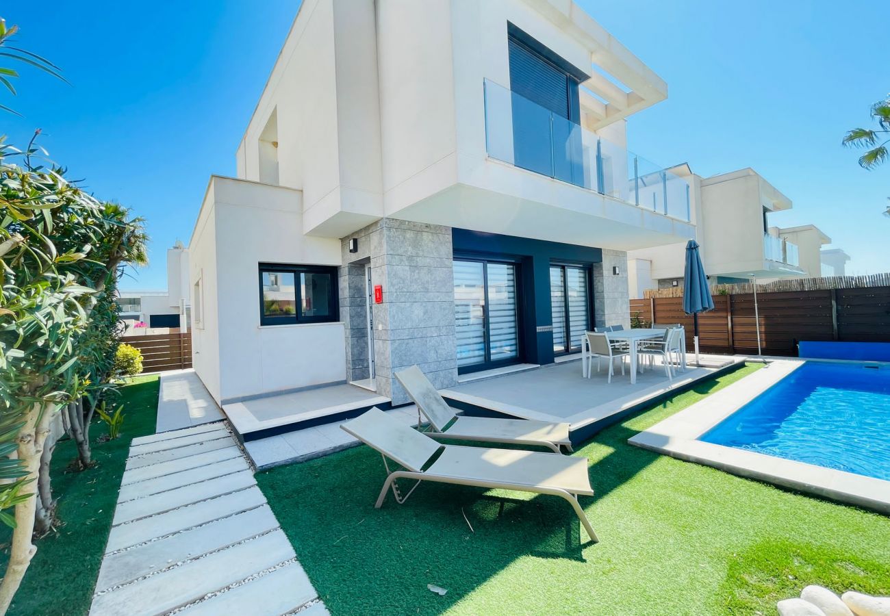 Villa en Orihuela - 3034 Vistabella- Bali 3034