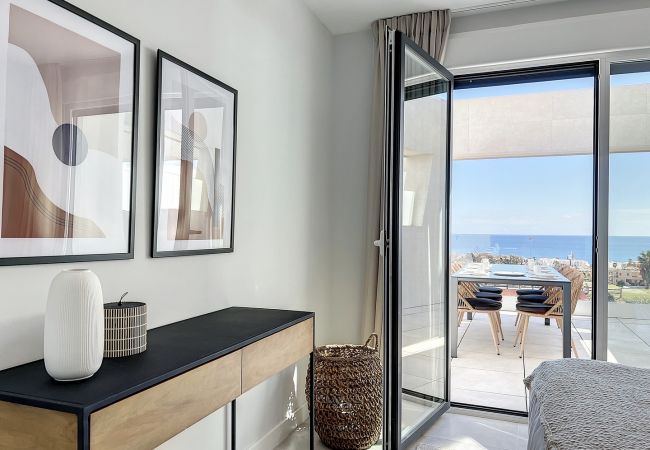 Apartamento en Casares - Via Celere 2340 Golf & Sea view Apartamento en Casares - Via Celere 2340 Golf & Sea view