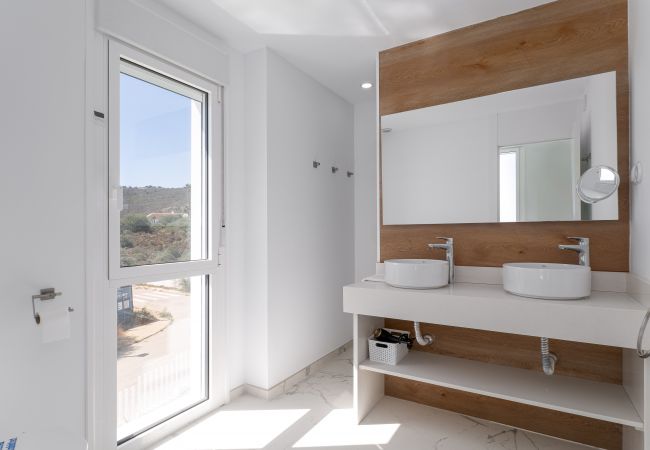 Villa en San Roque - Villa ELISEO 2400 private pool & sea view Villa en San Roque - Villa ELISEO 2400 private pool & sea view