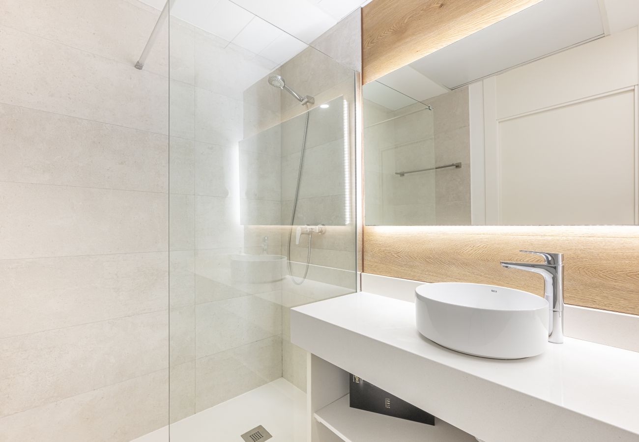 Villa en San Roque - Villa ELISEO 2400 Private Pool & Sea View