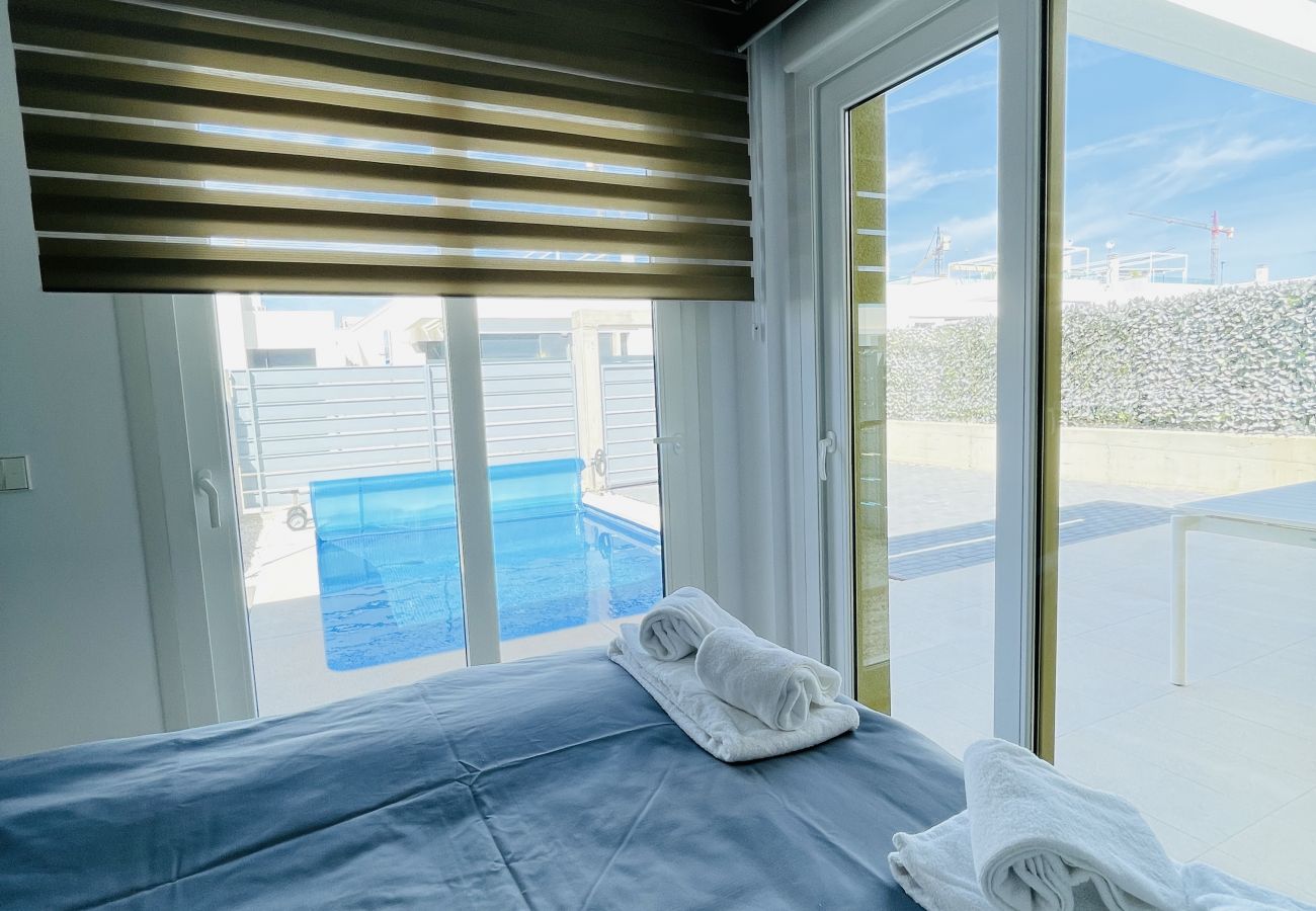 Villa en Orihuela - 3084 Res. MAUI II