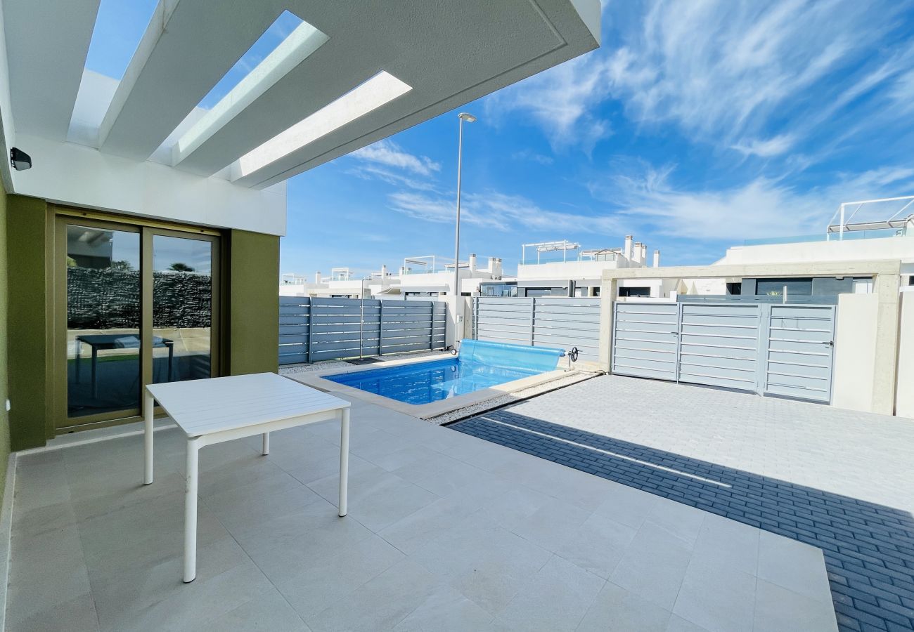 Villa en Orihuela - 3084 Res. MAUI II