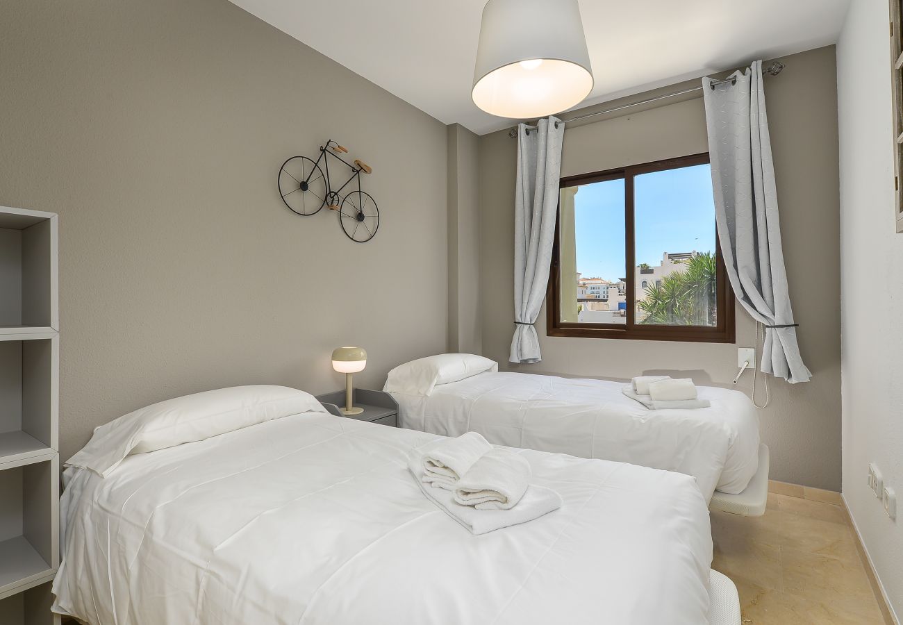 Apartamento en Manilva - Marina Duquesa  2419 Seafront Residence