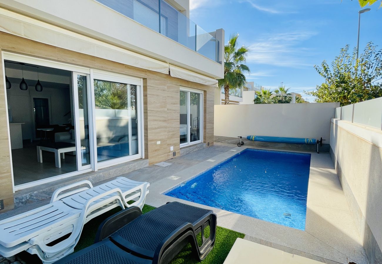 Villa en Pilar de la Horadada - 3094 - VILLA SASHA