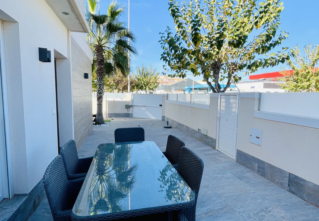 Villa en Pilar de la Horadada - 3094 - VILLA SASHA