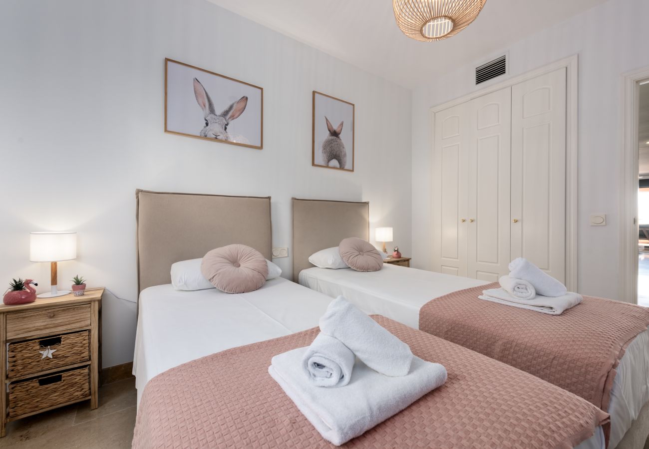 Apartamento en Manilva - Duquesa Village 2450 Sunny Views 