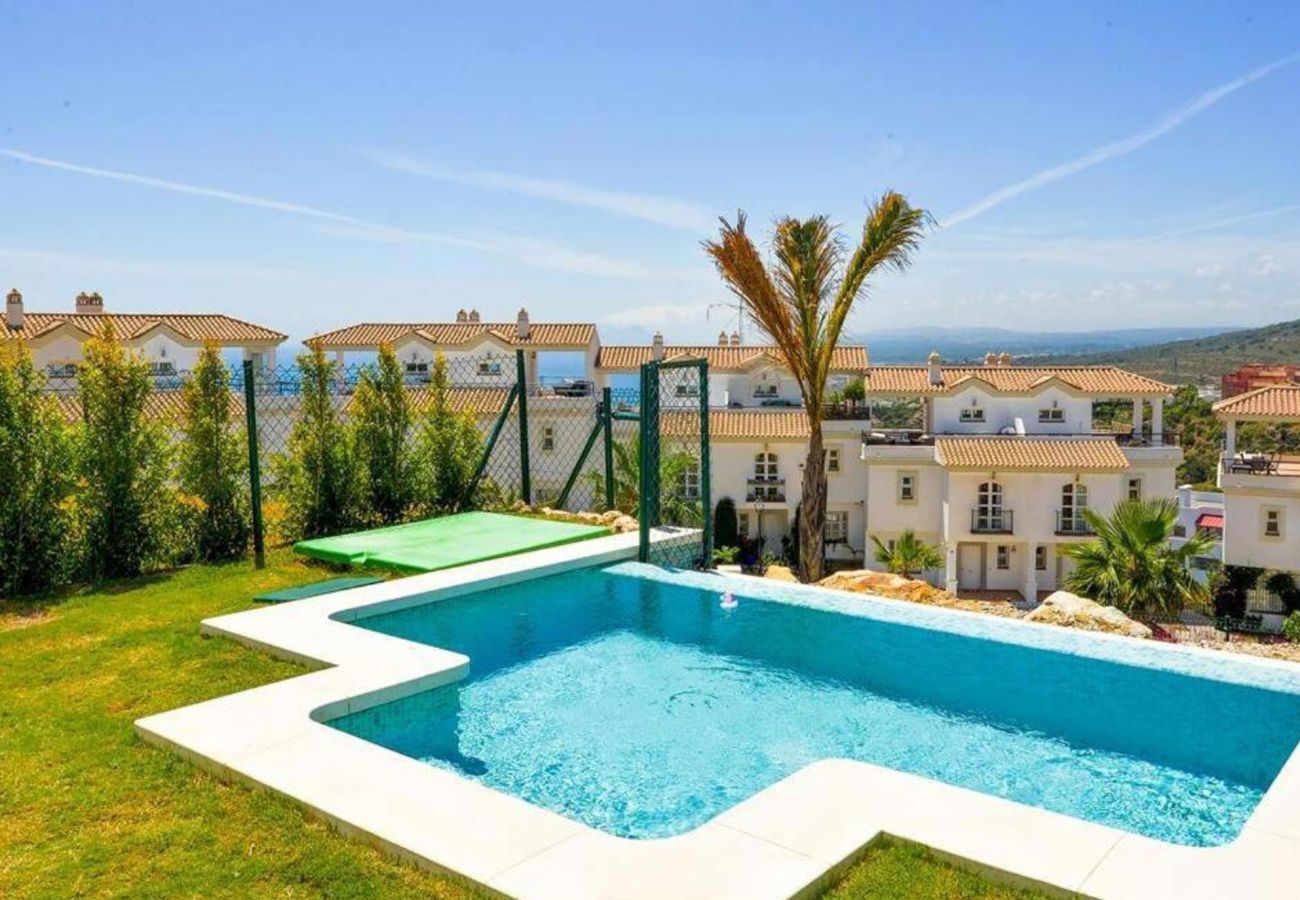 Casa adosada en Manilva - Golden View 2472 Private Pool & Jacuzzi