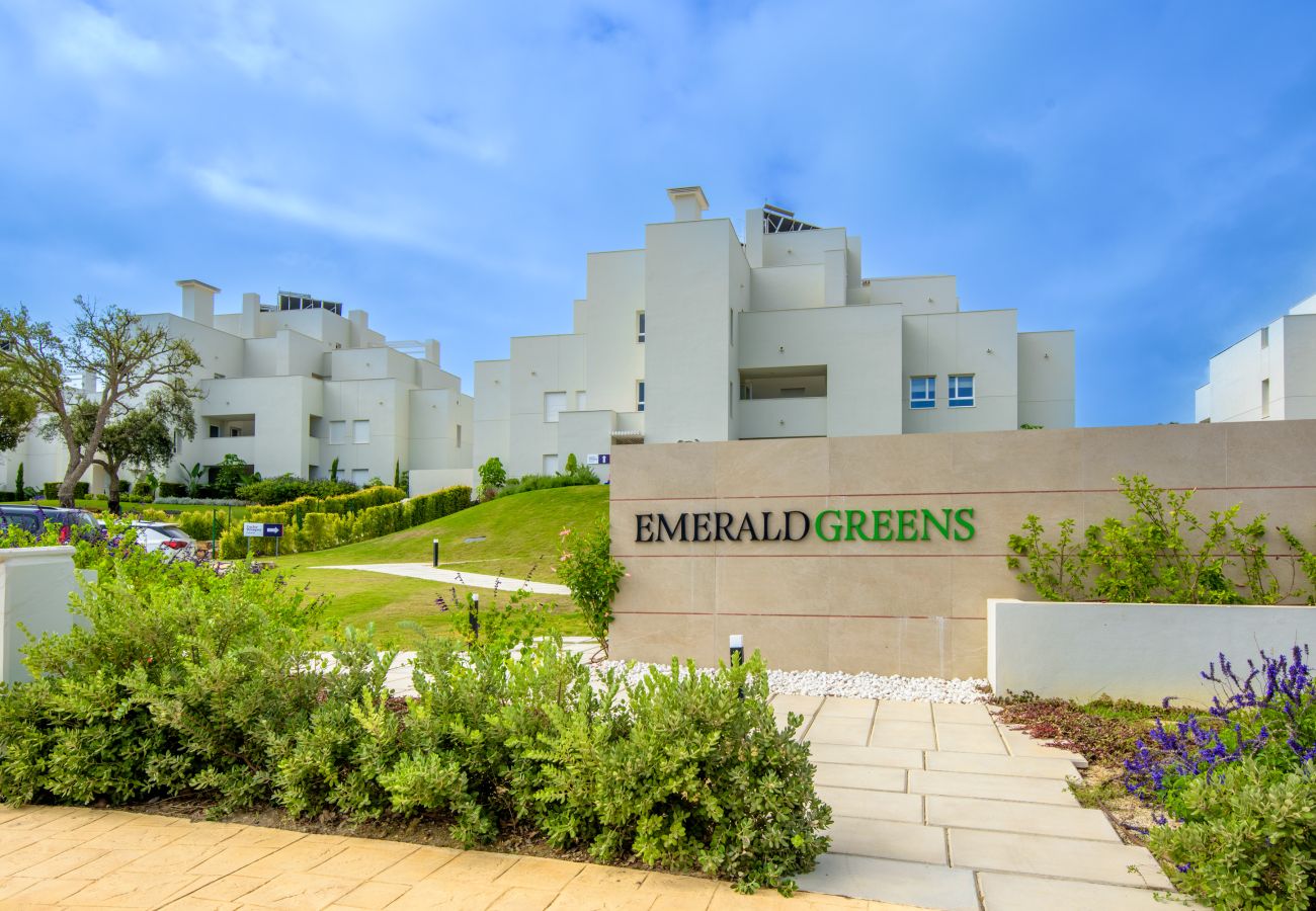 Apartamento en San Roque - EMERALD GREEN 2477 SAN ROQUE