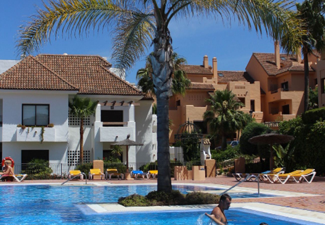 Appartement à Manilva - Duquesa Village  2114 Pool & Garden