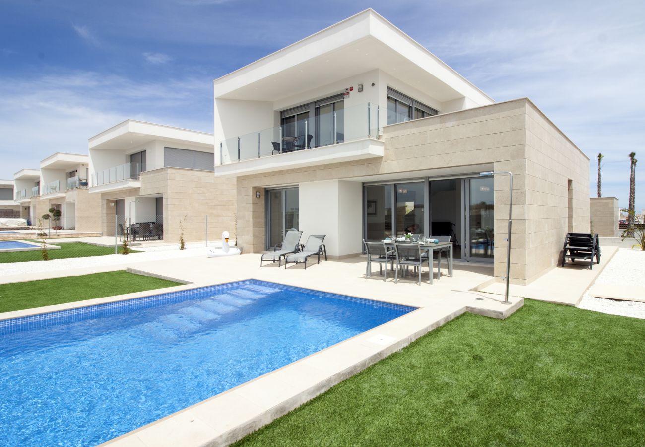Villa à Orihuela - 3021 Vistabella-Malibu 3021