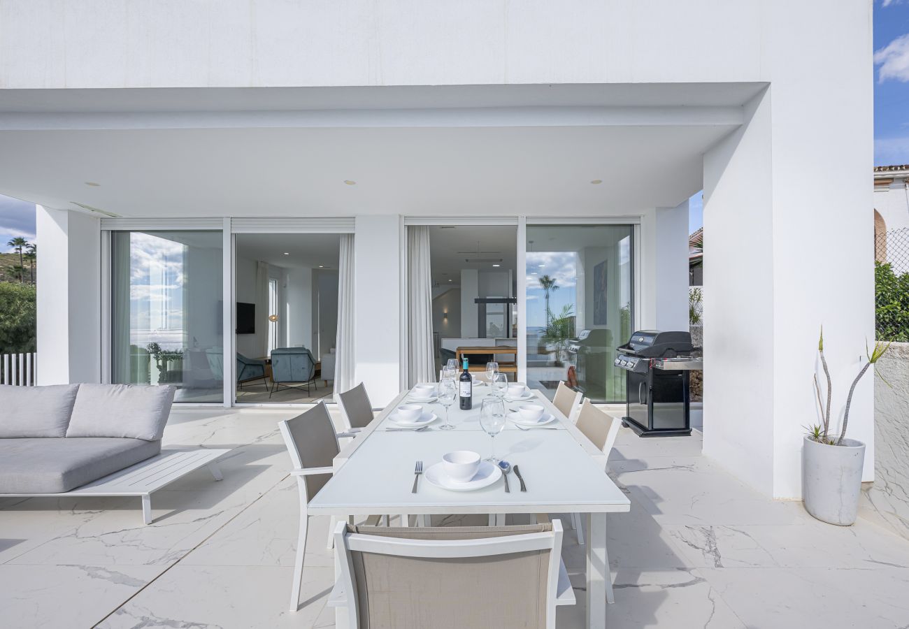 Villa à San Roque - Villa ELISEO 2400 Private Pool & Sea View