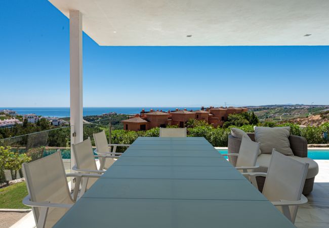 Villa à Casares - Villa Dona Julia 2410 Golf and Sea views Villa à Casares - Villa Dona Julia 2410 Golf and Sea views