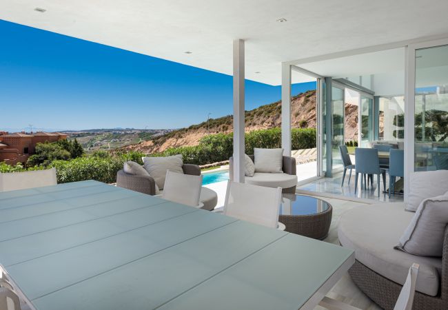 Villa à Casares - Villa Dona Julia 2410 Golf and Sea views Villa à Casares - Villa Dona Julia 2410 Golf and Sea views