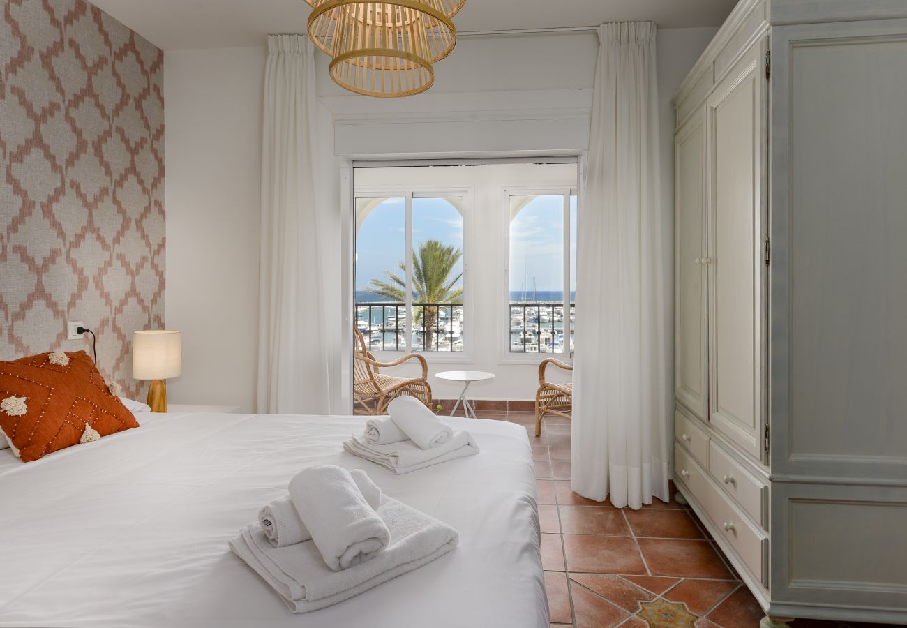 Appartement à Manilva - La Dorada 2443 First Sealine