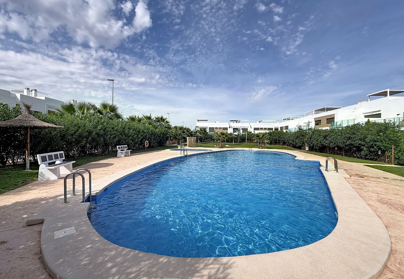 Appartement à Orihuela - 3123 Apartamento con jardin CAPRI