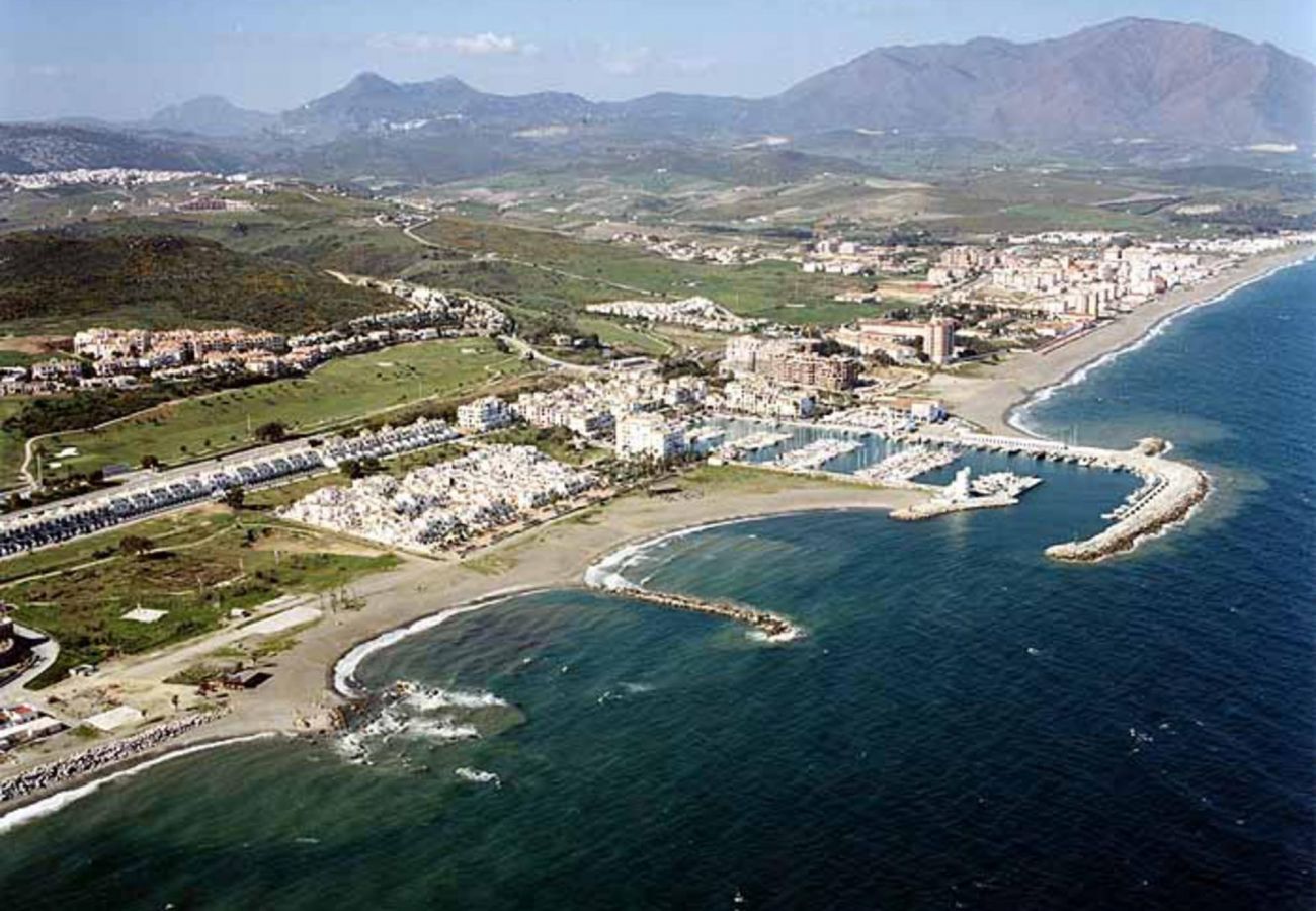 Appartement in Manilva - Duquesa Suites 2008