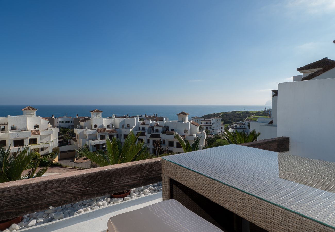 Villa in San Roque - Marina Alcaidesa 2305