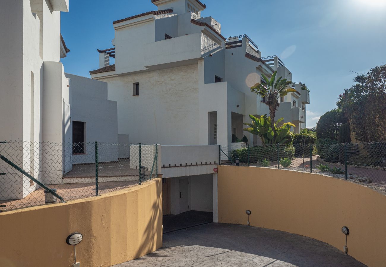 Villa in San Roque - Marina Alcaidesa 2305