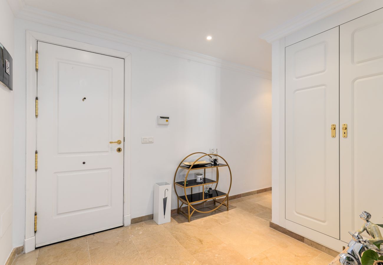 Appartement in Manilva - Marina Real Panoramic View 2391