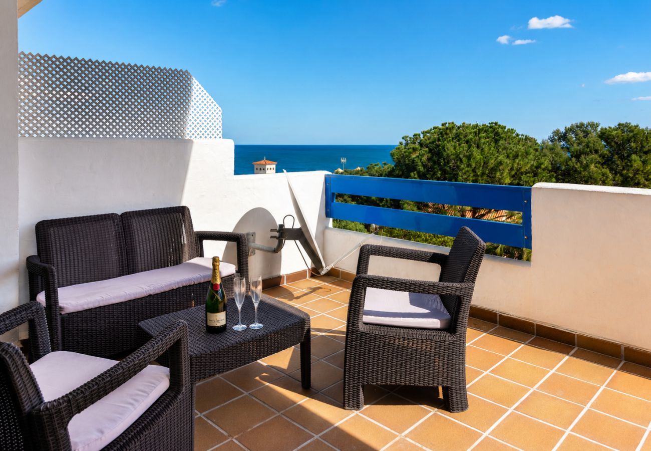 Appartement in Manilva - DUQUESA SUITES 2424 AZURE SKYLINE