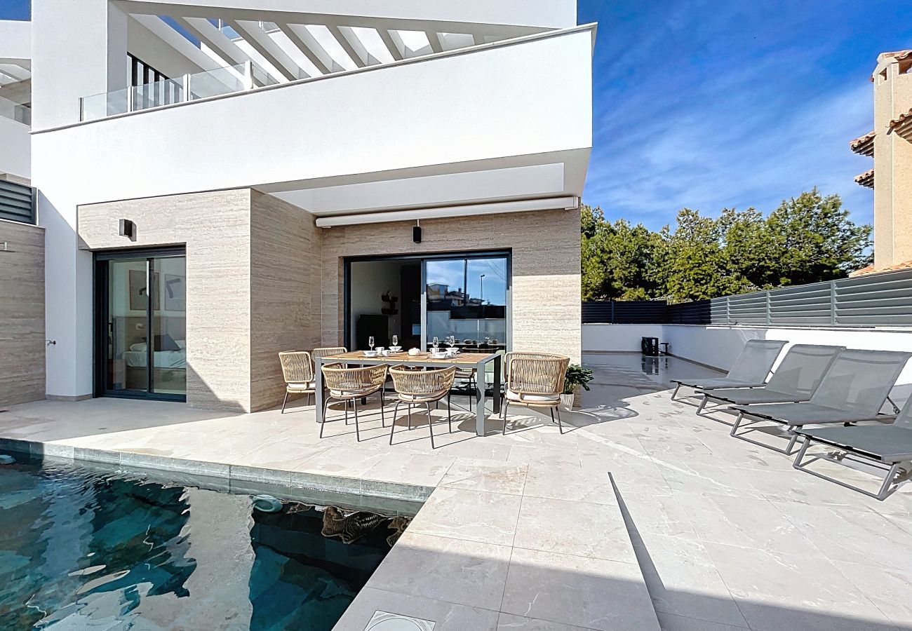 Villa in Orihuela Costa - 3107-Villa Mirador 