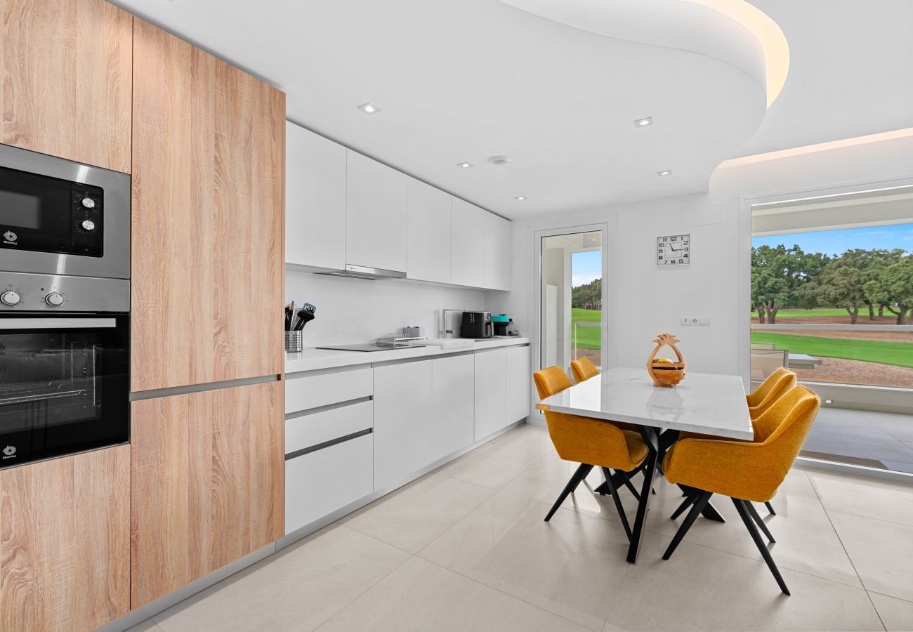 Appartement in San Roque - EMERALD GREEN 2477 SAN ROQUE