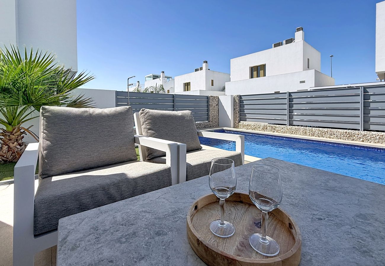 Villa in Orihuela - 3122 Malé 8